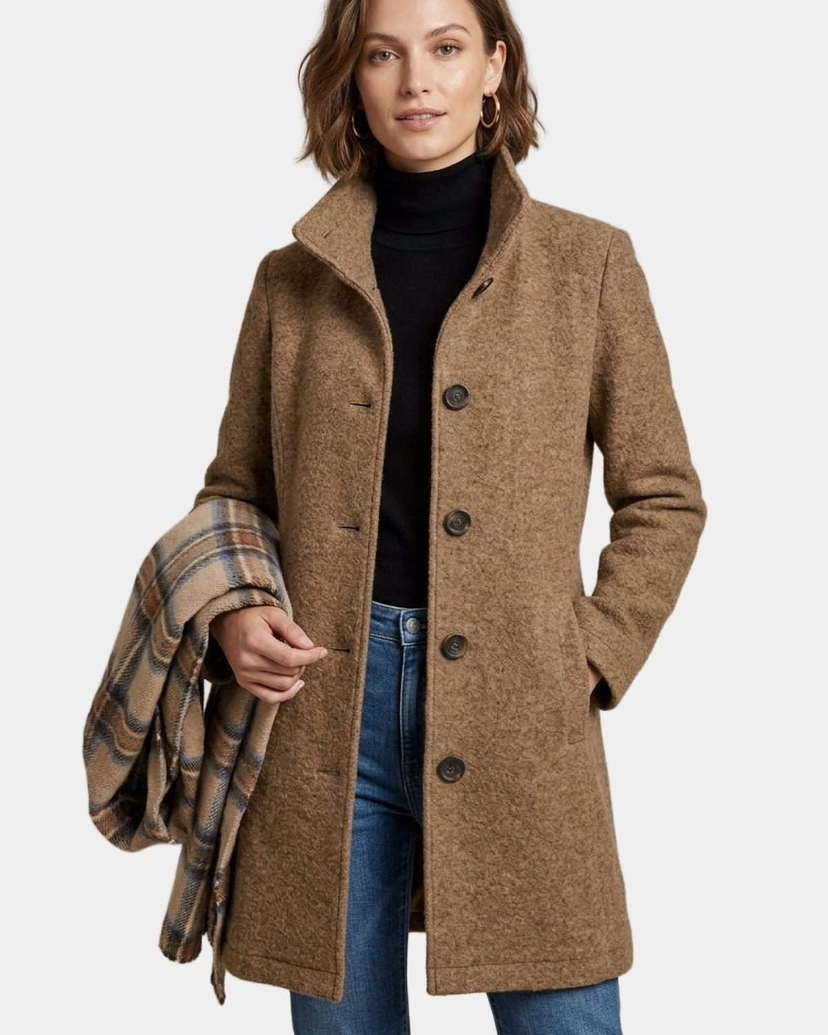 Isabella mid-length notch collar coat in camel, studio